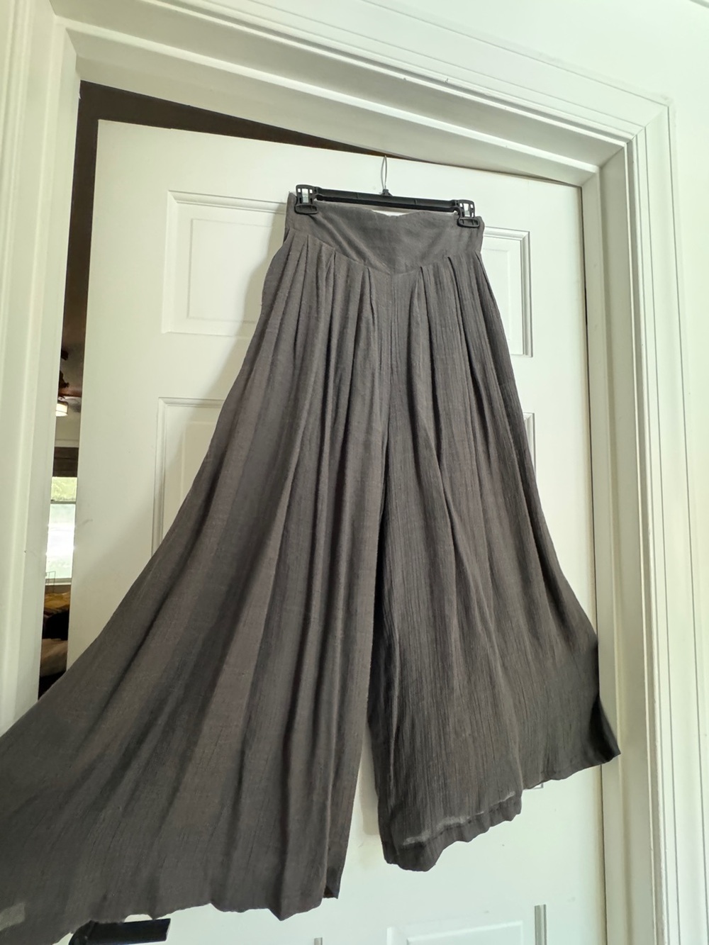 Elegant Gray Wide-Leg Palazzo Pants - Women's Flowy Trousers